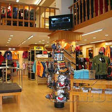 聚焦新乡街边户外装备专卖店 热门户外旅游用品选购指南